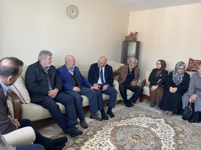 Bakan St ve Vekil akrdan Ziyaretler